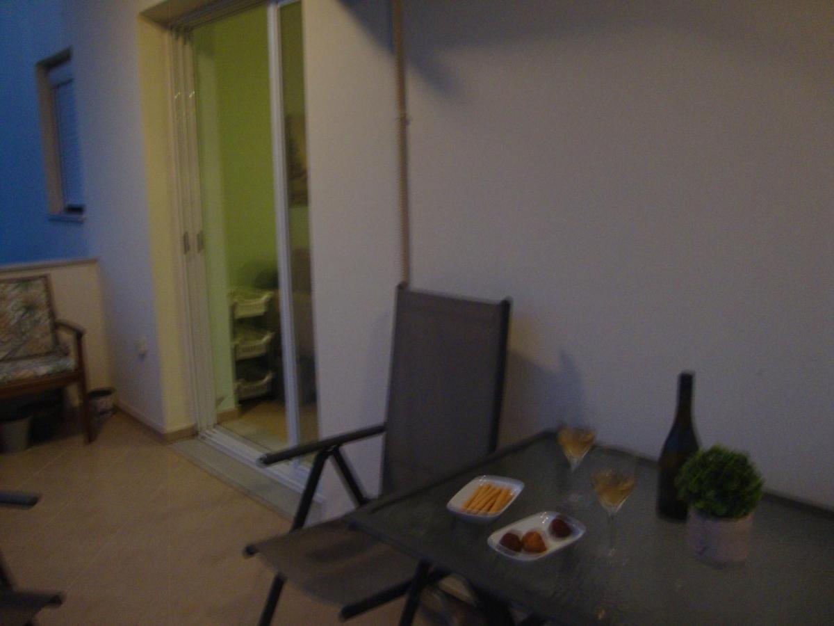 Flower Apartment