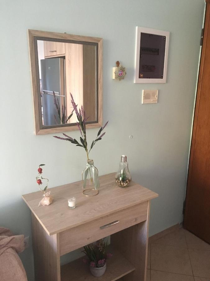 Flower Apartment