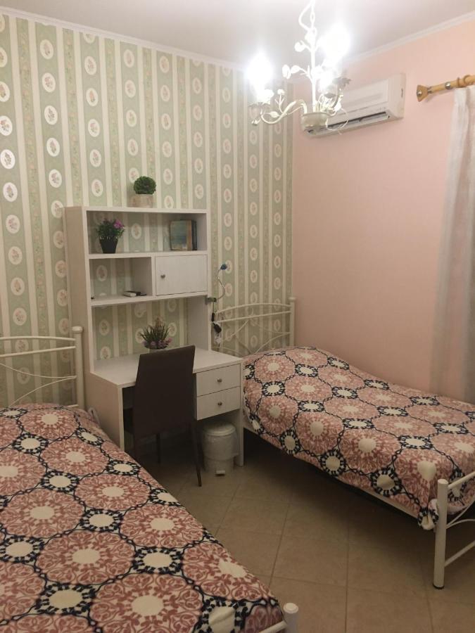 Flower Apartment *