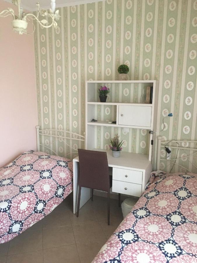 Flower Apartment *